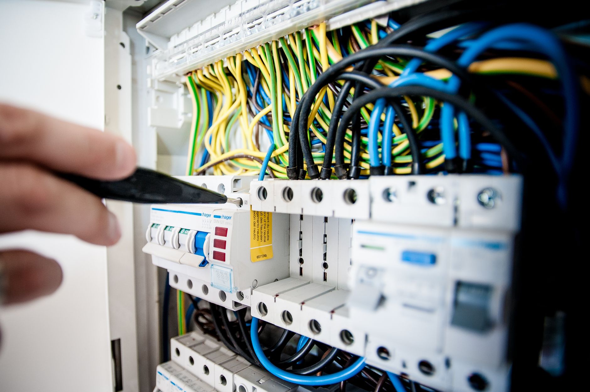 Électricien à Armentières